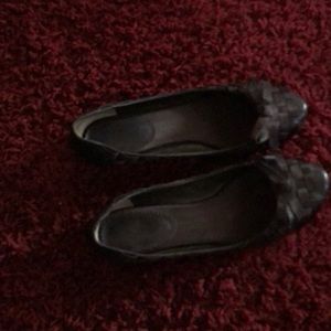 Size 8 ballet flats